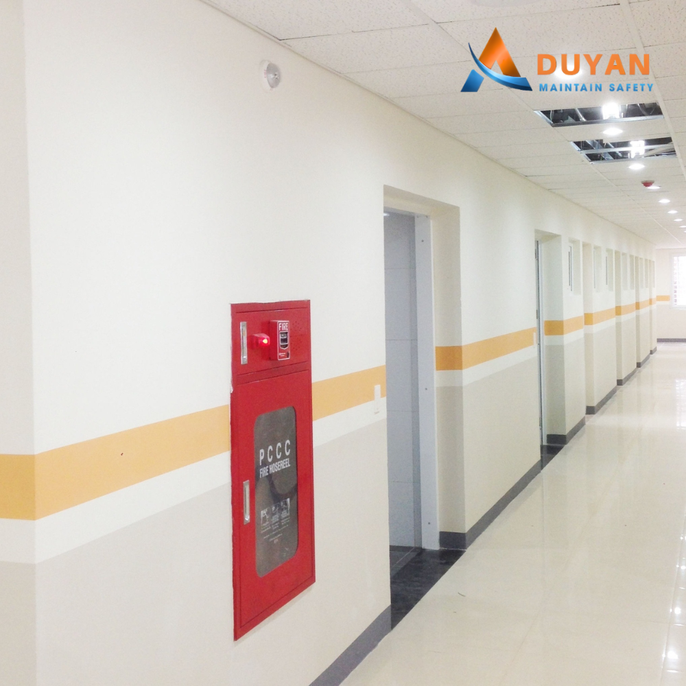 Tủ PCCC âm tường 04